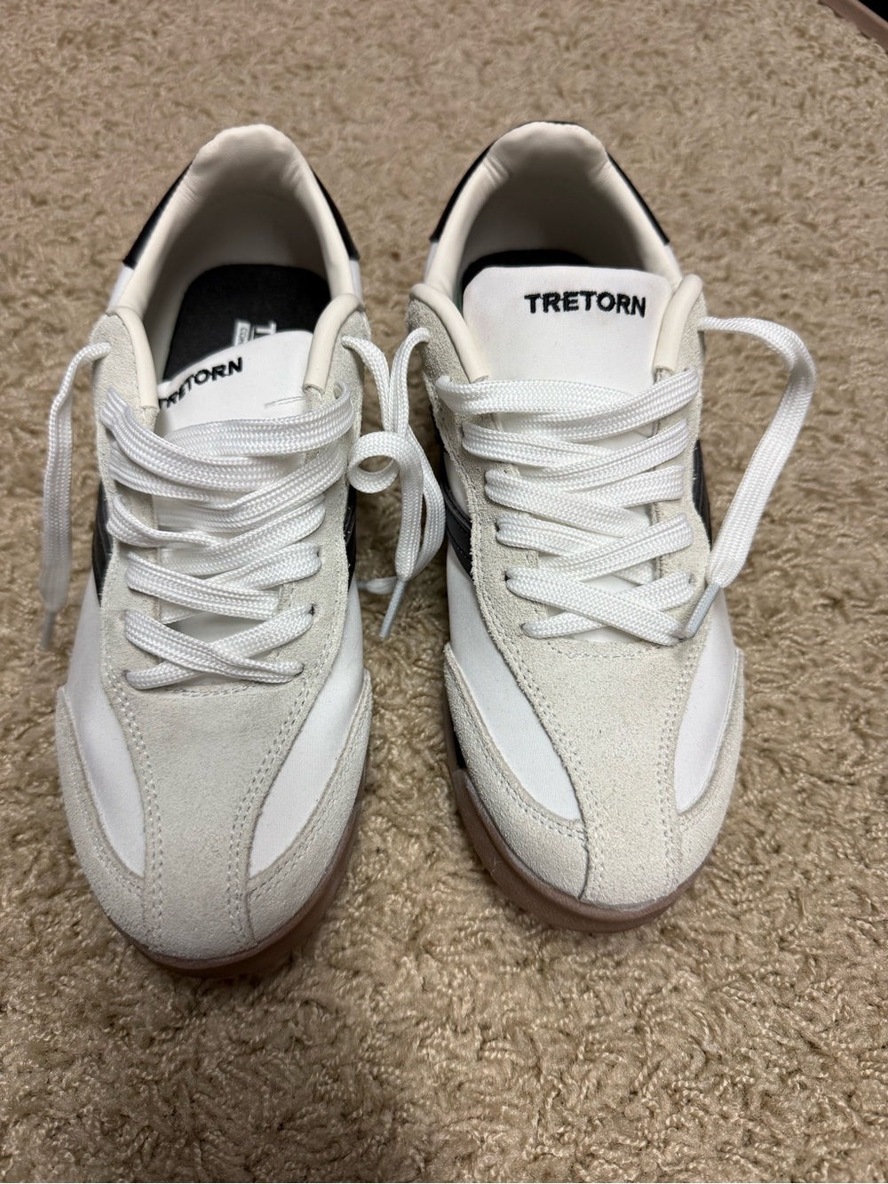 Tretorn women's White & Black Retro Trainer size 7